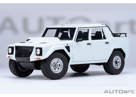 AUTOart 1/18　ランボルギーニ LM002 （ホワイト）　74549