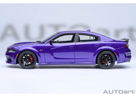 AUTOart 1/18　ダッジ チャージャー スキャットパック ワイドボディ （パール・パープル ＜PLUM CRAZY＞）　71757