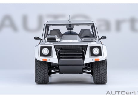 AUTOart 1/18　ランボルギーニ LM002 （メタリック・シルバー）　74553