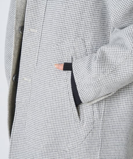 REVERSIBLE CHECK COAT