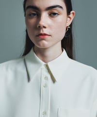DOUBLEWEAVE ×PLEATS BLOUSE