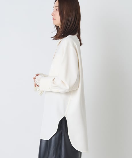 DOUBLEWEAVE ×PLEATS BLOUSE