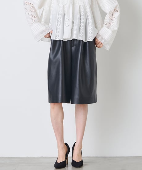 SYNTHETIC LEATHER SHORTS