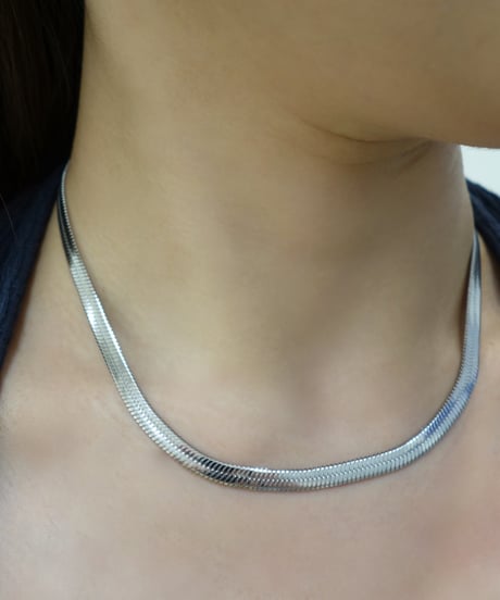 TIGRIS | herringbone necklace