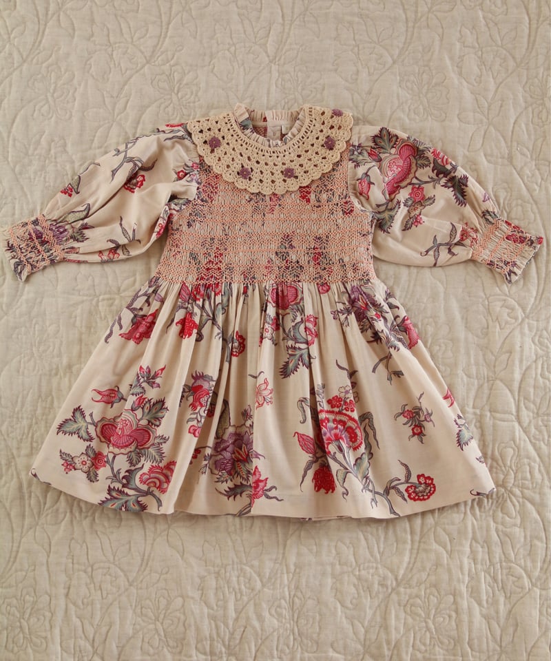 Bonjour diary 4Y 100-110 新品未使用 ボンジュール BONJOUR DIARY] HANDSMOCK DRESS WITH CROCHET