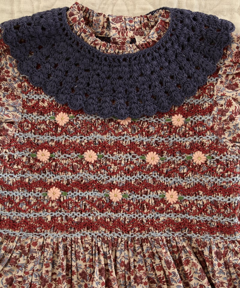 BONJOUR DIARY] HANDSMOCK BLOUSE WITH CROCHET