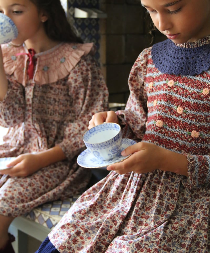 BONJOUR DIARY] HANDSMOCK BLOUSE WITH CROCHET