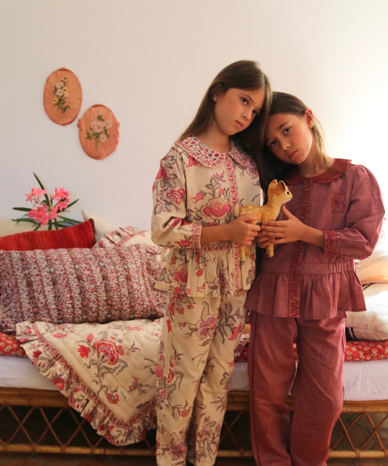 Bonjour diary ボンジュール　パジャマセット　ポーチ付き　4y BONJOUR DIARY] QUILTED BLANKET | Vence print
