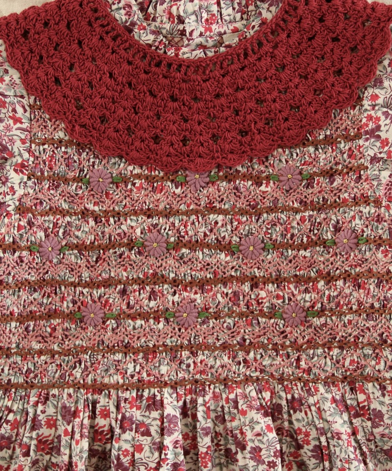 BONJOUR DIARY] HANDSMOCK BLOUSE WITH CROCHET