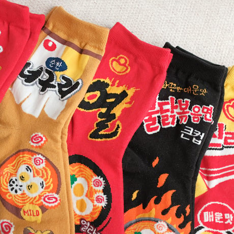 韓国ラーメンシリーズの靴下