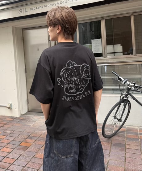 R-character Rhinestone Tee