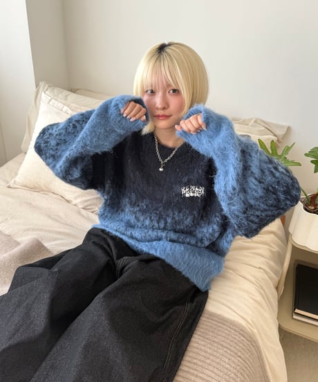 Gradation Shadow Knit