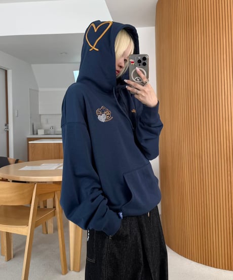 3D♡Rhinestone Hoodie