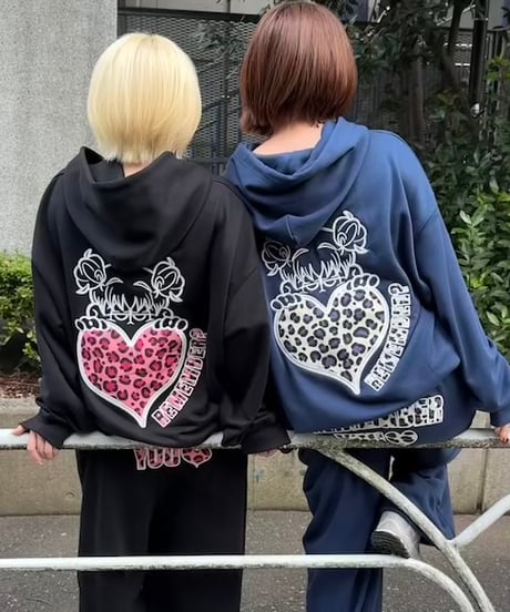 Leopard Heart Graphic Hoodie