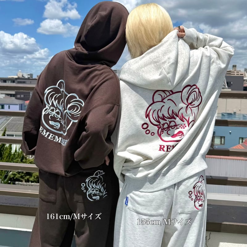 Remember Logo Hoodie | Remember.
