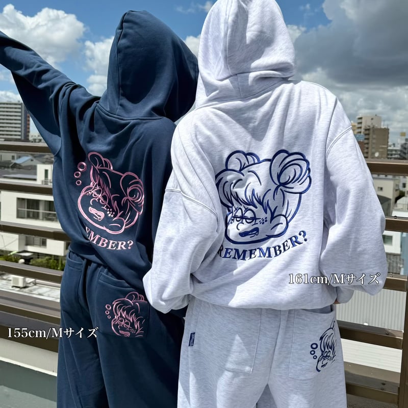 Remember Logo Hoodie | Remember.