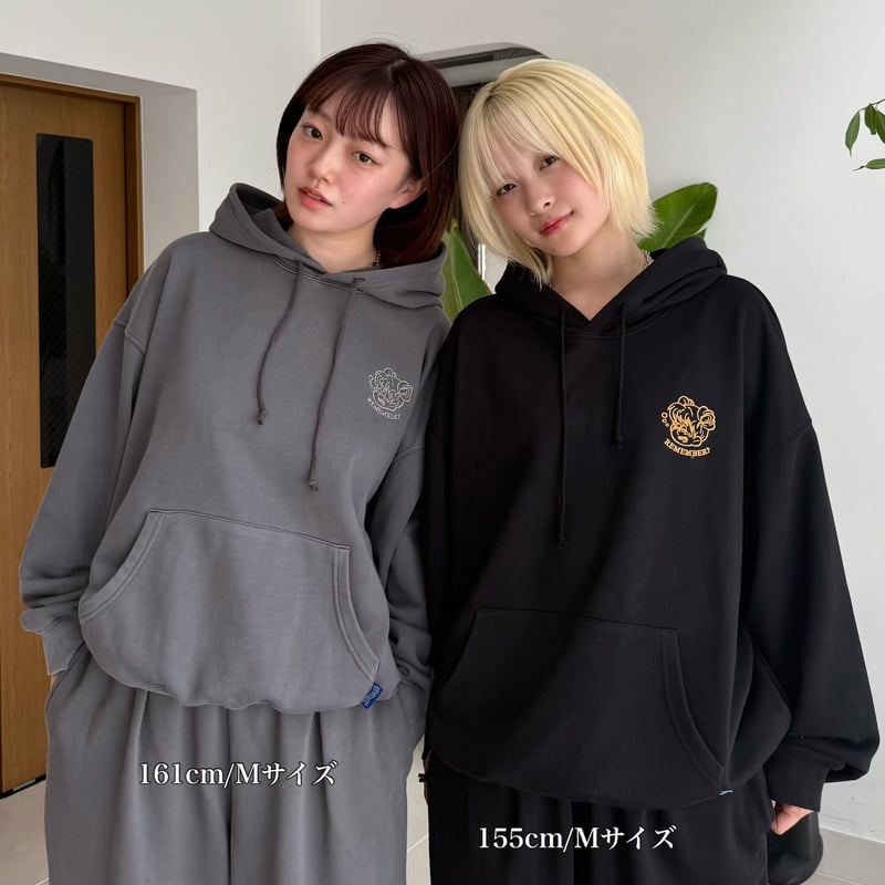 Remember Logo Hoodie | Remember.