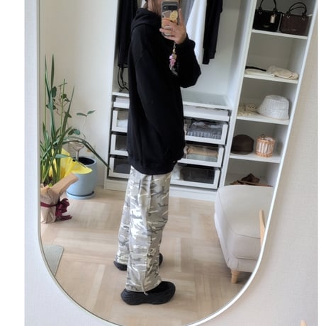 NEW★ロゴ入りパーカー黒