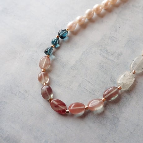 London blue topaz × mix stones necklace- N119