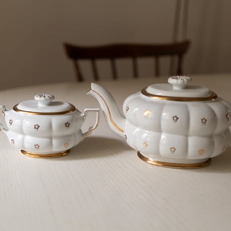 Gefle “Aladdin” Sugar Bowl by Arthur Percy, Sweden 1940s