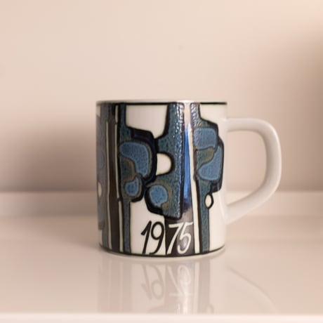 Royal Copenhagen Year Mug Large, Denmark 1975