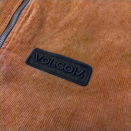 “9/31まで！ 1SET限り” VOLCOM SPECIAL SET　ボルコム ベスト＆Tシャツ＆ハット 【3点セットで￥9900】