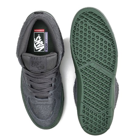 VANS スケートハーフキャブ バンズ グレーｘグリーン　SKATEBOARDING SKATE HALF CAB Wafflecup™ (CHARCOAL GRAY）VN000D9ZGR6