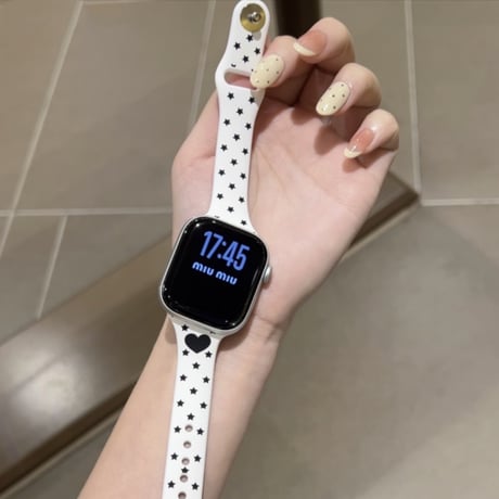 【N837】アップル ウォッチ バンド シリコン かわいい apple watch Series11/SE3 バンド レディース