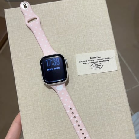 【N837】アップル ウォッチ バンド シリコン かわいい apple watch Series11/SE3 バンド レディース