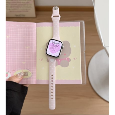 【N837】アップル ウォッチ バンド シリコン かわいい apple watch Series11/SE3 バンド レディース