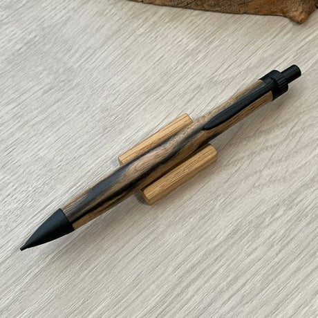 黒柿 / UMA 木軸シャープペンシル / ブラック金具 【一点もの！607007】 ボールペンに変更可能・金具色の変更可能