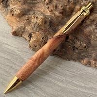 花梨瘤紅白 / UMA 木軸シャープペンシル / ゴールド金具 【一点もの！608236】 ボールペンに変更可能・金具色の変更可能