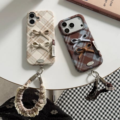 【お取り寄せ商品】iPhoneケース スマホケース iPhone18 iPhone17 iPhone16 チェック ハンドストラップ付き 韓国 大人可愛い M7220