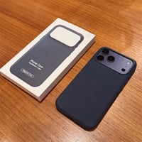 S75926 テックファブリックMagSafeiPhoneケース