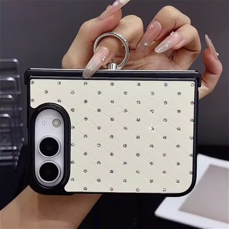 K23360 ダイヤキルティング風ビジューリングiPhoneDuoケース