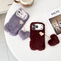 K23343 ふわもこハートチャームスタンドiPhoneケース