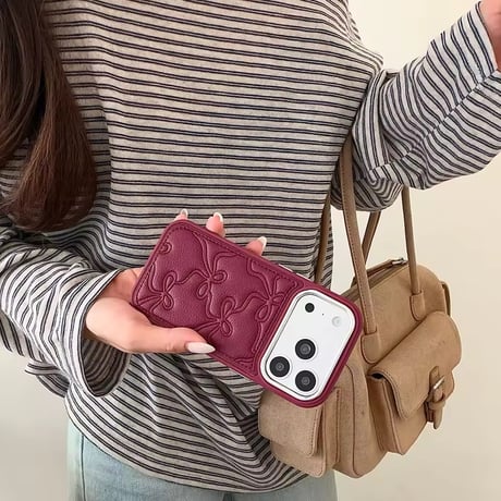 S75972 エンボスリボンフェイクレザーiPhoneケース