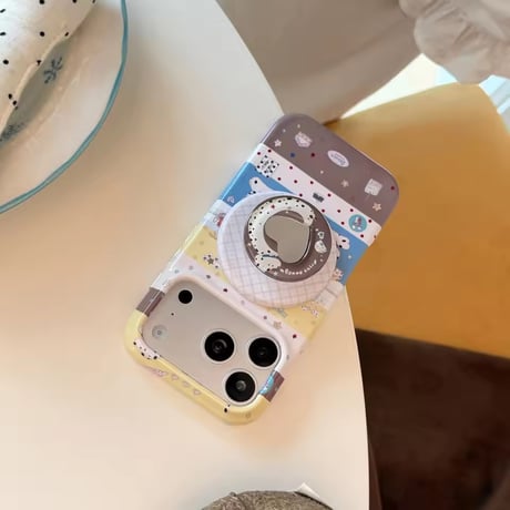 K23318 パステルパッチワークMagSafeハートグリップiPhoneケース