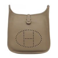 美品 エルメス エヴリン 29 エトゥープ トリヨンクレマンス シルバー金具 HERMES Evelyne 【中古品】