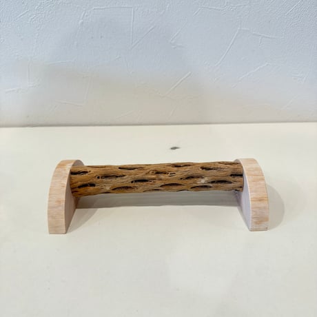 幼鳥・老鳥・介護サポート用　置き型カクタスパーチ③ 全長17.5cm/カクタス長さ15cm