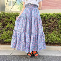 花瓶を買いに行くお花スカート IGT5494