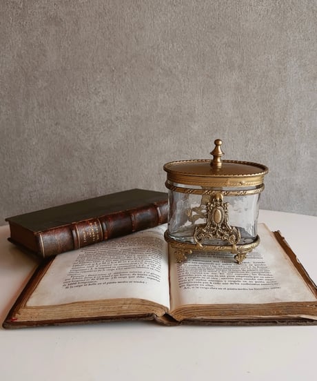 【スペイン蚤の市】vintage oldbook