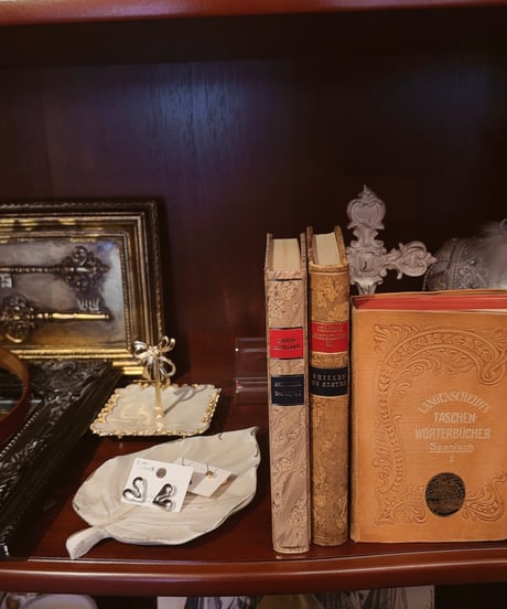 【スペイン蚤の市】vintage oldbook    Msize