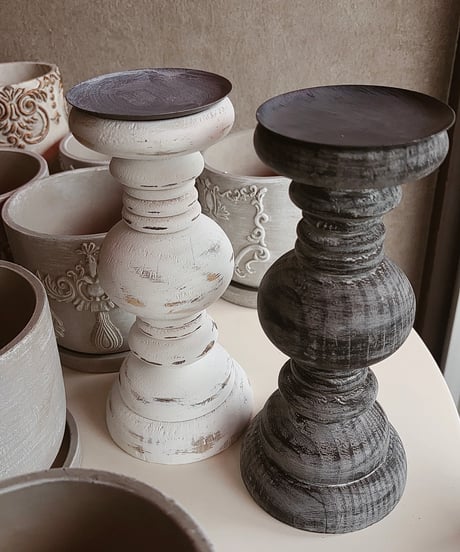 naturalwooden candle stand