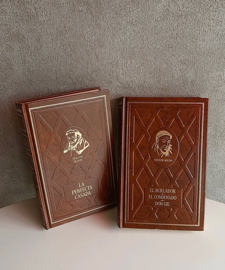 【スペイン蚤の市】vintage oldbook
