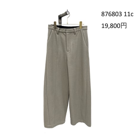 876803ニードルパンチバレルレッグパンツ