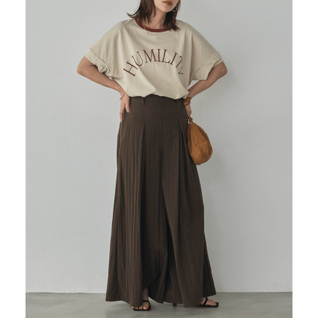 【hunch】ビンテージスラブ ネック配色ロゴTシャツ