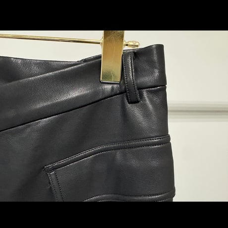 【MARUGAUX 2026 AW】レザーラップスカート