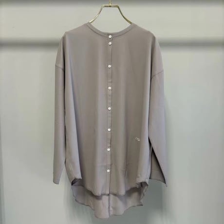 【MARGAUX VINTAGE 2027 PS】シアーロゴ刺繍ブラウス -