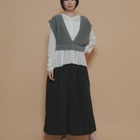 【CYAN 2027 SS VOL.1】ドットジャガードニットベスト
